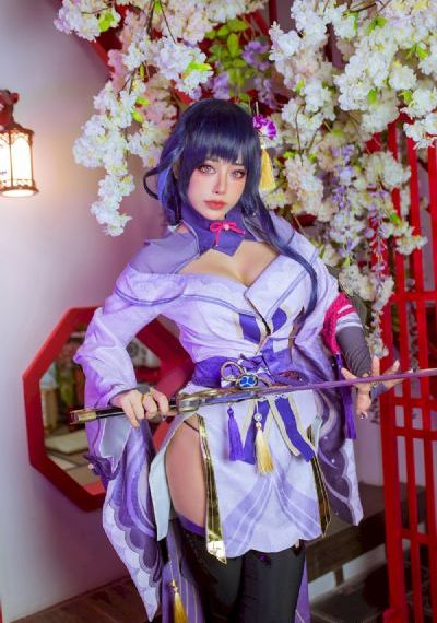 新人面罩骚女一女3男淫乱啪轮换着操-最新版高清完整版